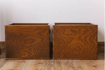 アンティーク雑貨　古いタモ材のアンティーク角火鉢2つセット