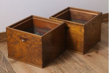 アンティーク雑貨　古いタモ材のアンティーク角火鉢2つセット