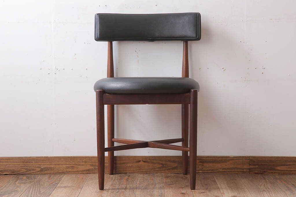 ヴィンテージ家具　北欧ビンテージ　G-PLAN(ジープラン)　Fresco(フレスコ)　サーキュラーチェア(ダイニングチェア)(1)