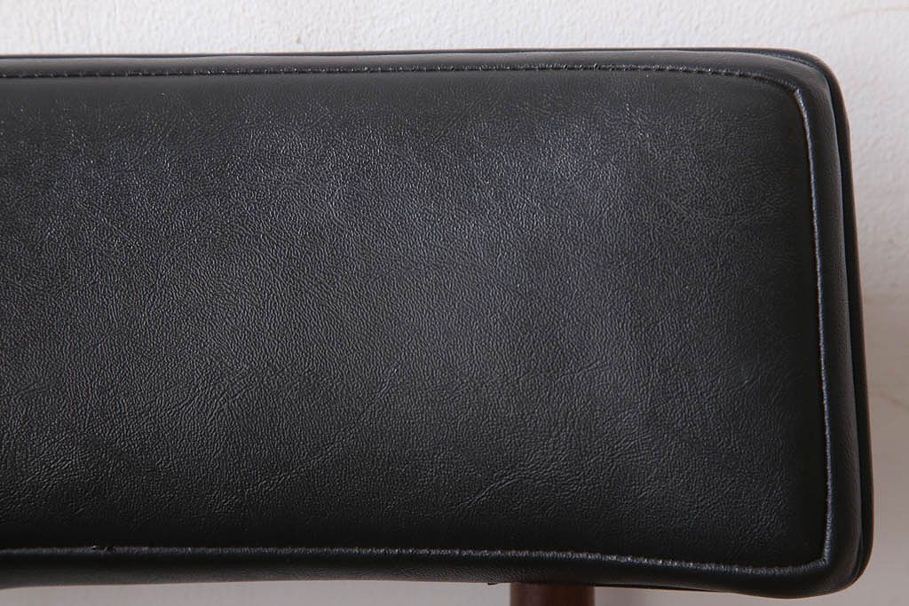 ヴィンテージ家具　北欧ビンテージ　G-PLAN(ジープラン)　Fresco(フレスコ)　サーキュラーチェア(ダイニングチェア)(1)