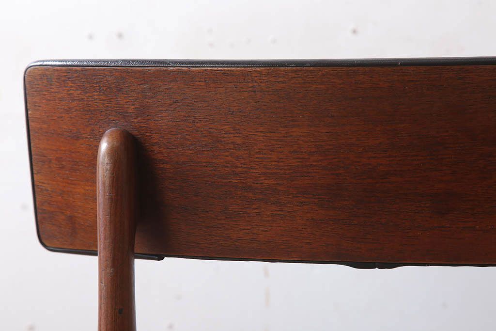 ヴィンテージ家具　北欧ビンテージ　G-PLAN(ジープラン)　Fresco(フレスコ)　サーキュラーチェア(ダイニングチェア)(1)