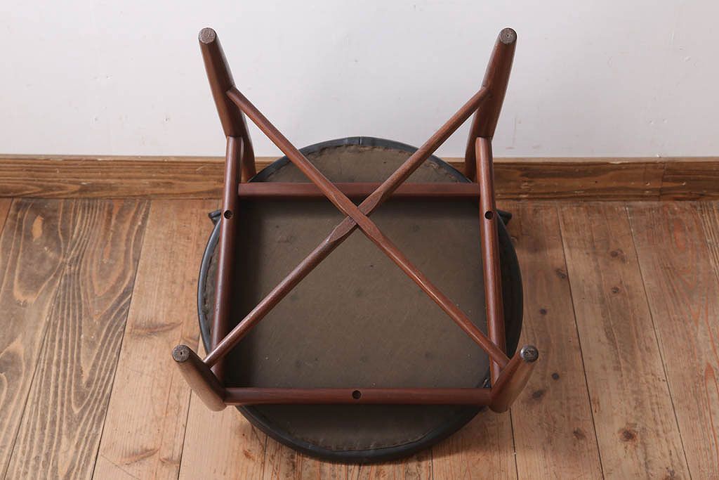 ヴィンテージ家具　北欧ビンテージ　G-PLAN(ジープラン)　Fresco(フレスコ)　サーキュラーチェア(ダイニングチェア)(1)