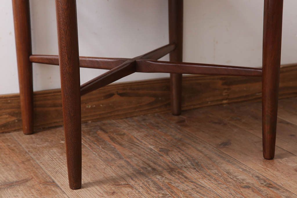 ヴィンテージ家具　 北欧ビンテージ　G-PLAN(ジープラン)　Fresco(フレスコ)　サーキュラーチェア(ダイニングチェア)(2)