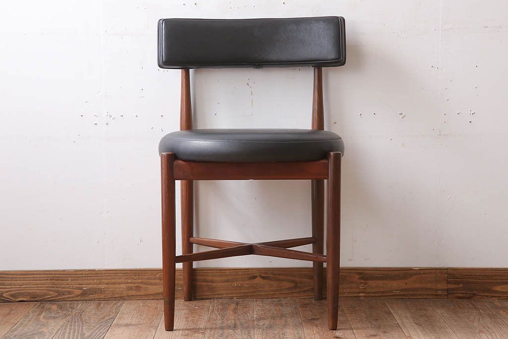 ヴィンテージ家具　北欧ビンテージ　G-PLAN(ジープラン)　Fresco(フレスコ)　サーキュラーチェア(ダイニングチェア)(3)