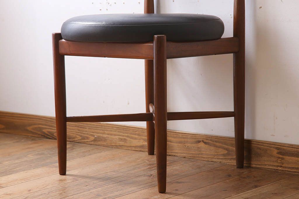 ヴィンテージ家具　北欧ビンテージ　G-PLAN(ジープラン)　Fresco(フレスコ)　サーキュラーチェア(ダイニングチェア)(3)