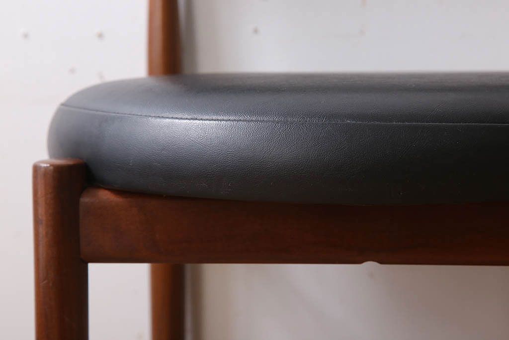 ヴィンテージ家具　北欧ビンテージ　G-PLAN(ジープラン)　Fresco(フレスコ)　サーキュラーチェア(ダイニングチェア)(3)