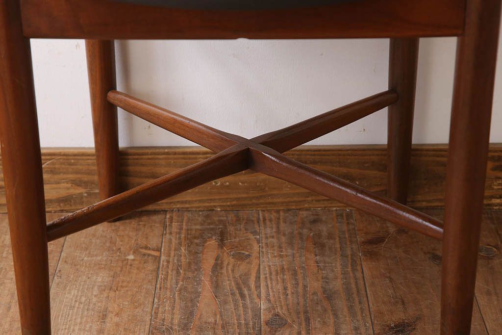 ヴィンテージ家具　北欧ビンテージ　G-PLAN(ジープラン)　Fresco(フレスコ)　サーキュラーチェア(ダイニングチェア)(3)