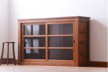 アンティーク家具　古い木製の和風な木味アンティークサイドキャビネット(水屋箪笥・収納棚)(1)