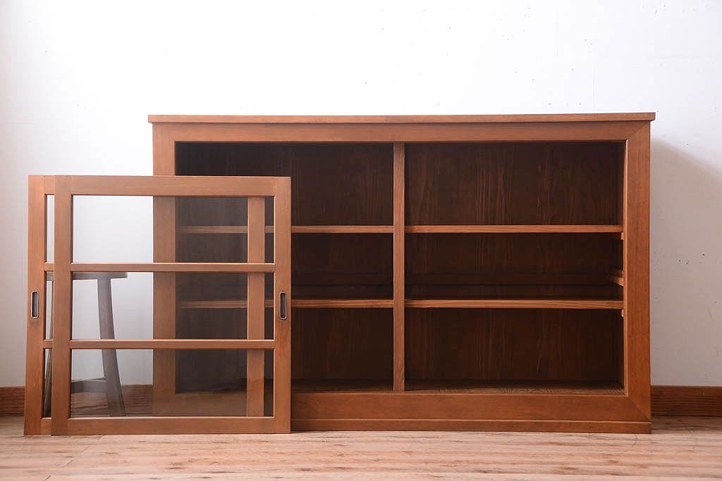 アンティーク家具　古い木製の和風な木味アンティークサイドキャビネット(水屋箪笥・収納棚)(2)