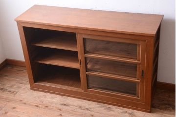 アンティーク家具　古い木製の和風な木味アンティークサイドキャビネット(水屋箪笥・収納棚)(2)