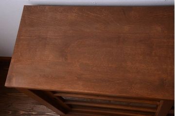 アンティーク家具　古い木製の和風な木味アンティークサイドキャビネット(水屋箪笥・収納棚)(2)