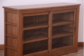 アンティーク家具　古い木製の和風な木味アンティークサイドキャビネット(水屋箪笥・収納棚)(2)