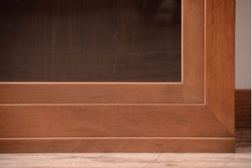 アンティーク家具　古い木製の和風な木味アンティークサイドキャビネット(水屋箪笥・収納棚)(2)