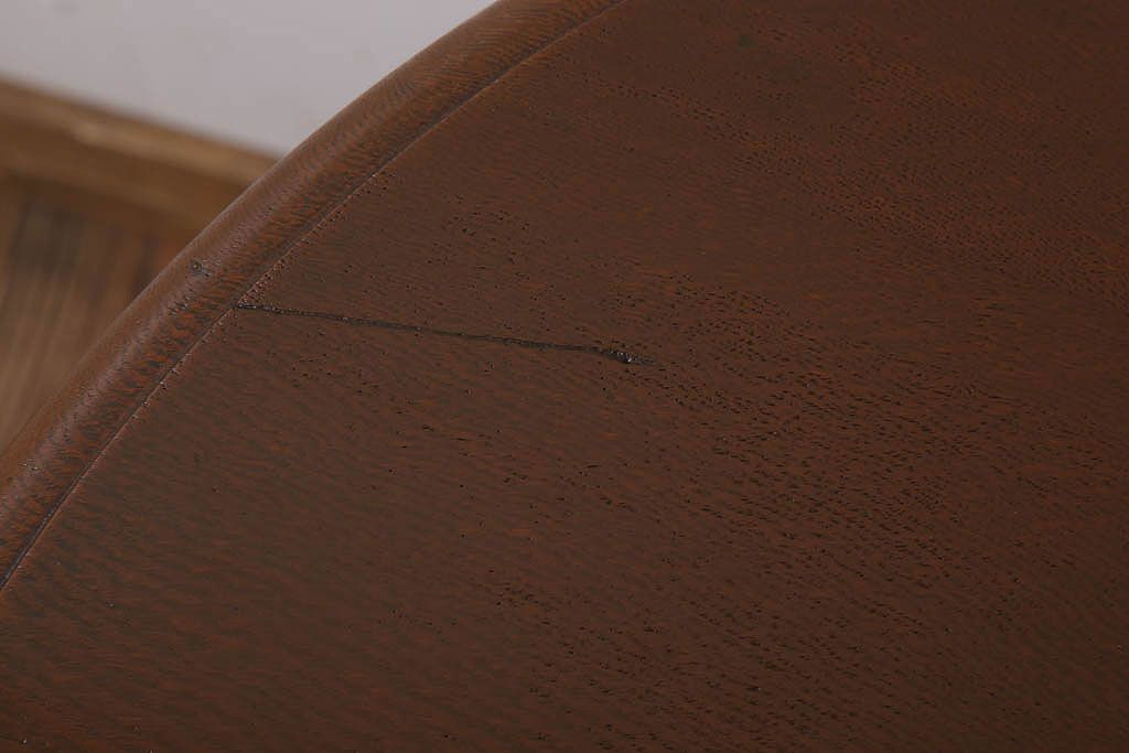 アンティーク家具　小ぶりなラウンドテーブル(サイドテーブル)