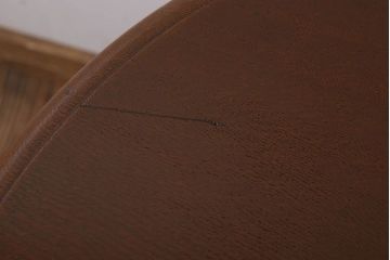 アンティーク家具　小ぶりなラウンドテーブル(サイドテーブル)