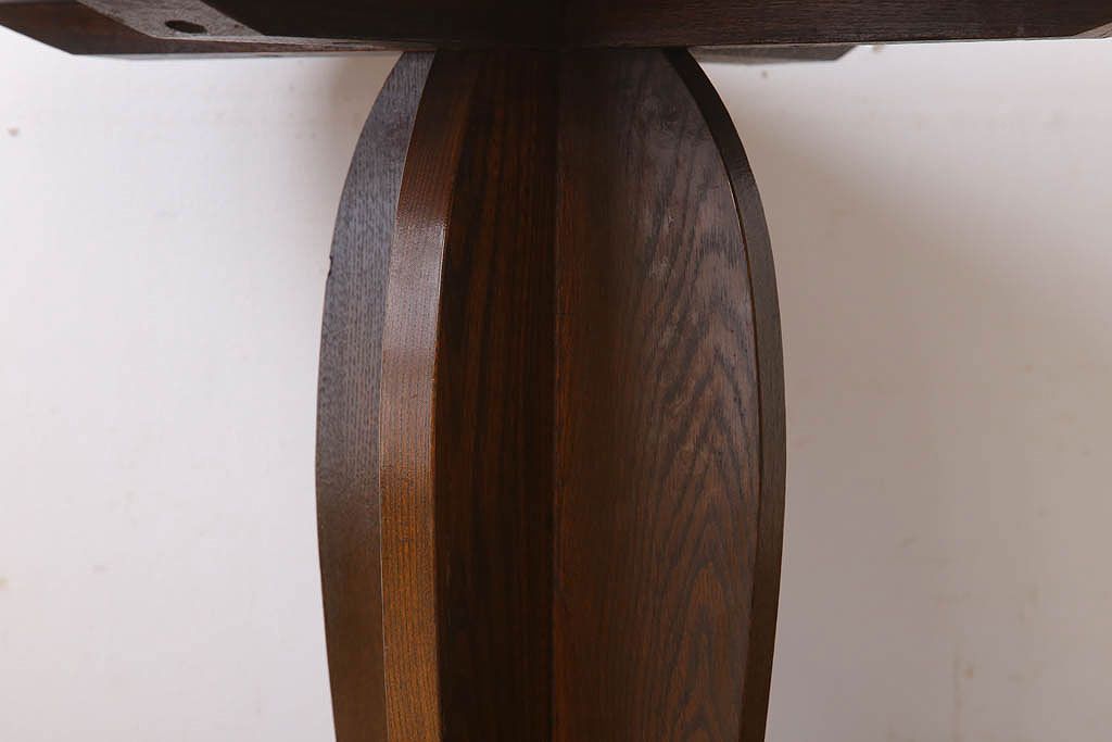 アンティーク家具　小ぶりなラウンドテーブル(サイドテーブル)