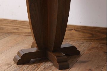 アンティーク家具　小ぶりなラウンドテーブル(サイドテーブル)