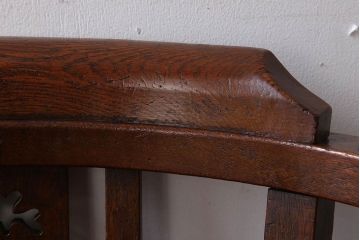 アンティーク家具　アーム付きのシックなアンティーク回転椅子(ドクターチェア)(1)