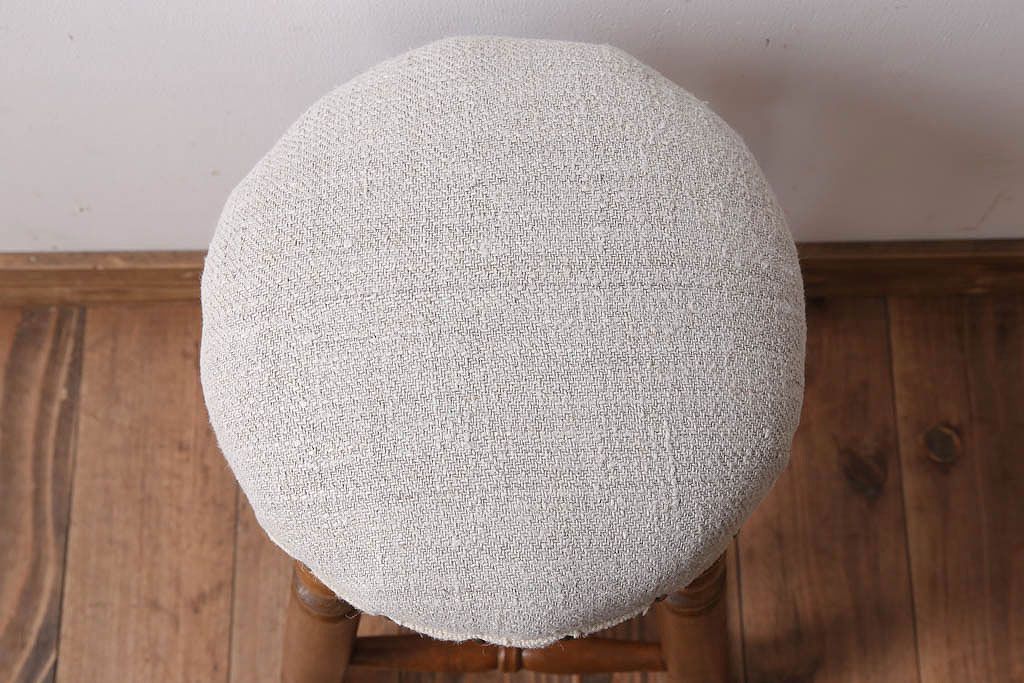 アンティーク家具　古い木製のクッション座面丸スツール