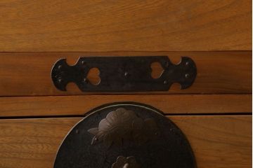 アンティーク家具　前面欅材　古民具・骨董　二段重ね時代箪笥(衣装箪笥)