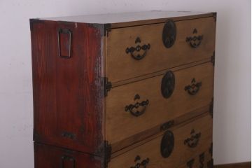 アンティーク家具　前面欅材　古民具・骨董　二段重ね時代箪笥(衣装箪笥)