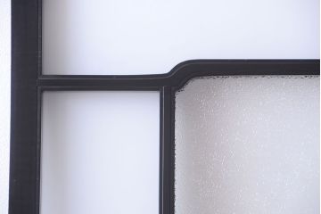 板絵　盛り上げ彩色　美しい絵のガラス戸2枚セット