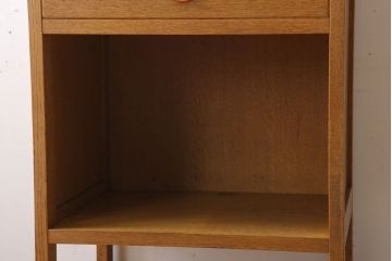 中古　メーベルトーコー(MOBEL TOKO)　サイドテーブル(キャビネット・電話台)