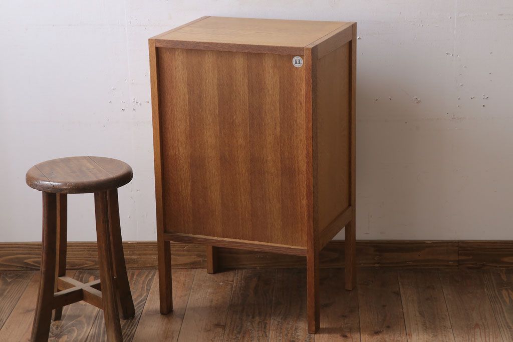 中古　メーベルトーコー(MOBEL TOKO)　サイドテーブル(キャビネット・電話台)