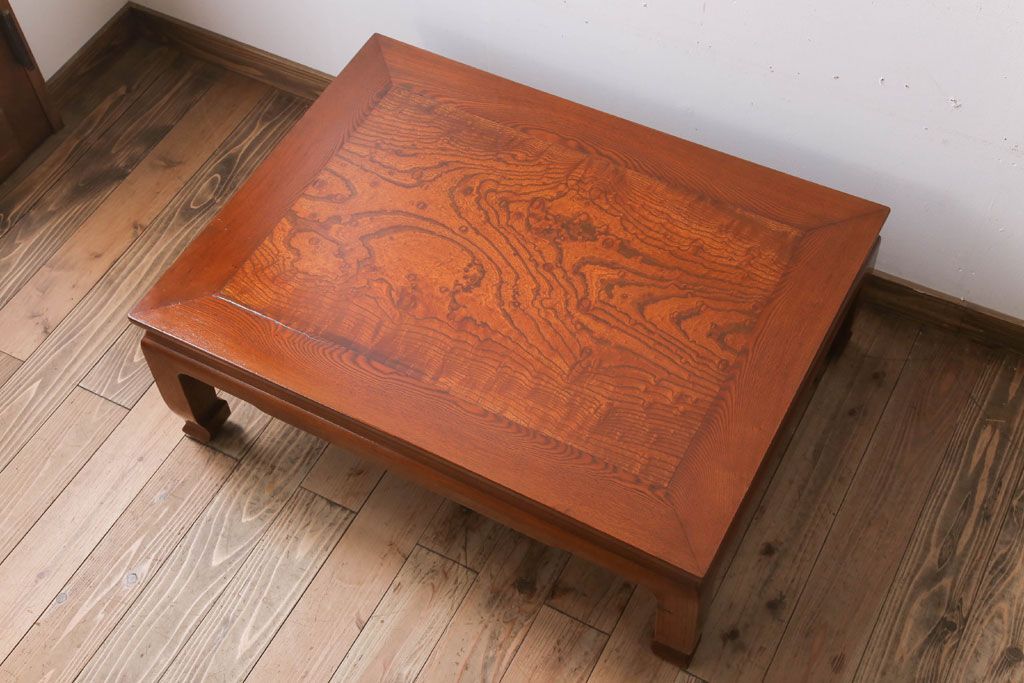 アンティーク家具　和製アンティーク　総欅材の座卓(センターテーブル)