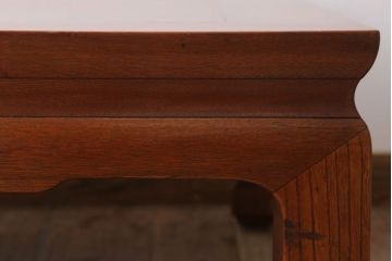 アンティーク家具　和製アンティーク　総欅材の座卓(センターテーブル)