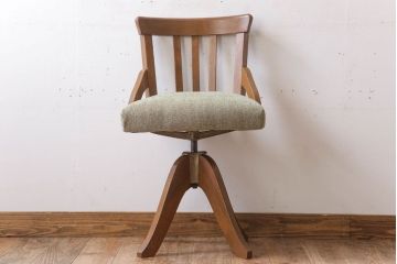 レトロ家具　和製アンティーク　古い木のレトロな回転椅子(ドクターチェア)(2)