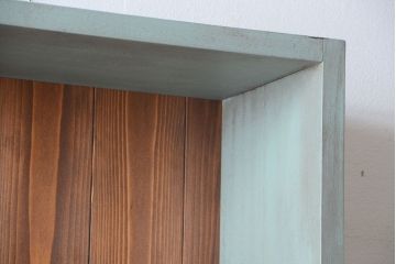 アンティーク家具　パタパタ戸棚付き!大きなペイント本棚