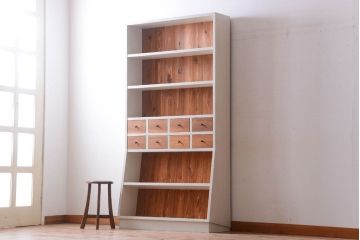 アンティーク家具　8杯引き出し付き!大きなペイント本棚