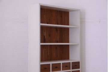 アンティーク家具　8杯引き出し付き!大きなペイント本棚