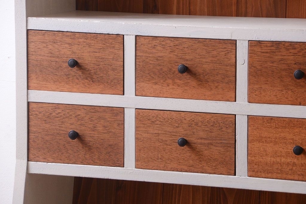 アンティーク家具　8杯引き出し付き!大きなペイント本棚