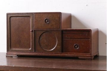 アンティーク家具　大正昭和期　銅のおとし付き!上質な小引き出し(煙草入れ)