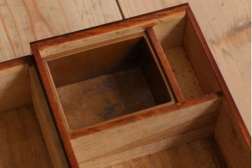 アンティーク家具　大正昭和期　銅のおとし付き!上質な小引き出し(煙草入れ)