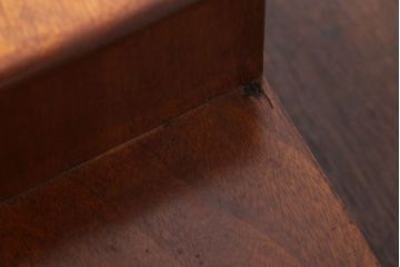 アンティーク家具　大正昭和期　銅のおとし付き!上質な小引き出し(煙草入れ)