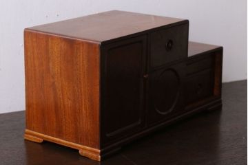 アンティーク家具　大正昭和期　銅のおとし付き!上質な小引き出し(煙草入れ)