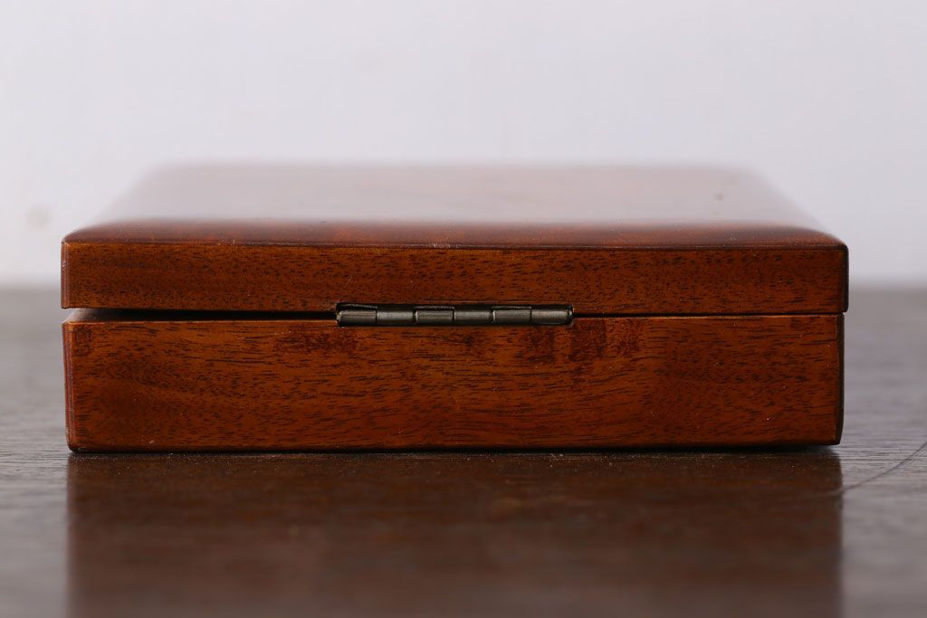 アンティーク家具　大正昭和期　銅のおとし付き!上質な小引き出し(煙草入れ)