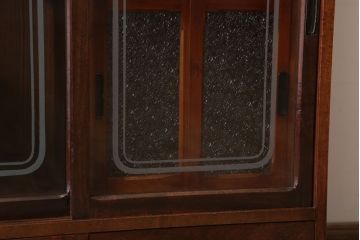 レトロ家具　ダイヤガラス!幅狭サイズ　昭和レトロなアンティーク茶箪笥