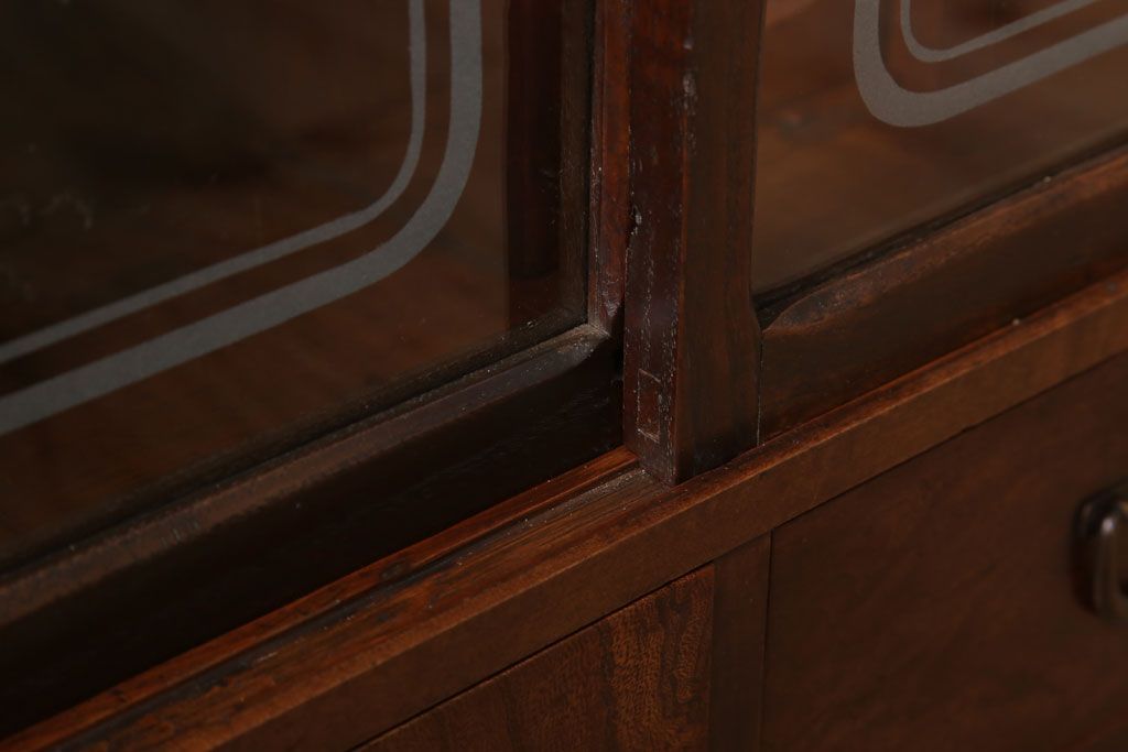 レトロ家具　ダイヤガラス!幅狭サイズ　昭和レトロなアンティーク茶箪笥