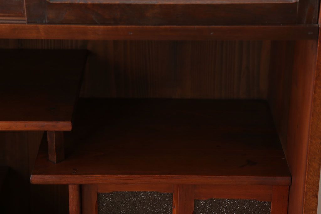 レトロ家具　ダイヤガラス!幅狭サイズ　昭和レトロなアンティーク茶箪笥