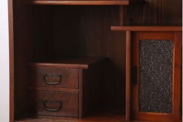 レトロ家具　ダイヤガラス!幅狭サイズ　昭和レトロなアンティーク茶箪笥