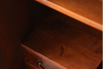 レトロ家具　ダイヤガラス!幅狭サイズ　昭和レトロなアンティーク茶箪笥