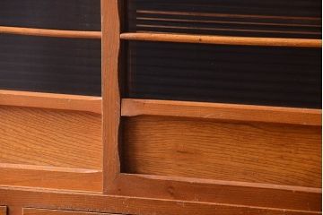 アンティーク家具　和製アンティーク　モールガラス入り!古い木製の重ね食器棚(カップボード)