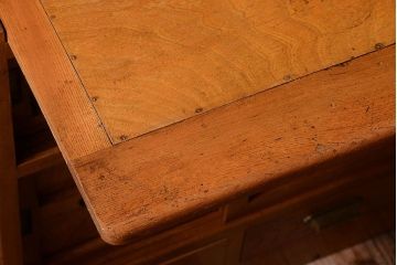 アンティーク家具　和製アンティーク　モールガラス入り!古い木製の重ね食器棚(カップボード)