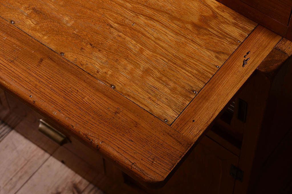 アンティーク家具　和製アンティーク　モールガラス入り!古い木製の重ね食器棚(カップボード)