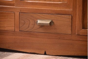 アンティーク家具　和製アンティーク　モールガラス入り!古い木製の重ね食器棚(カップボード)