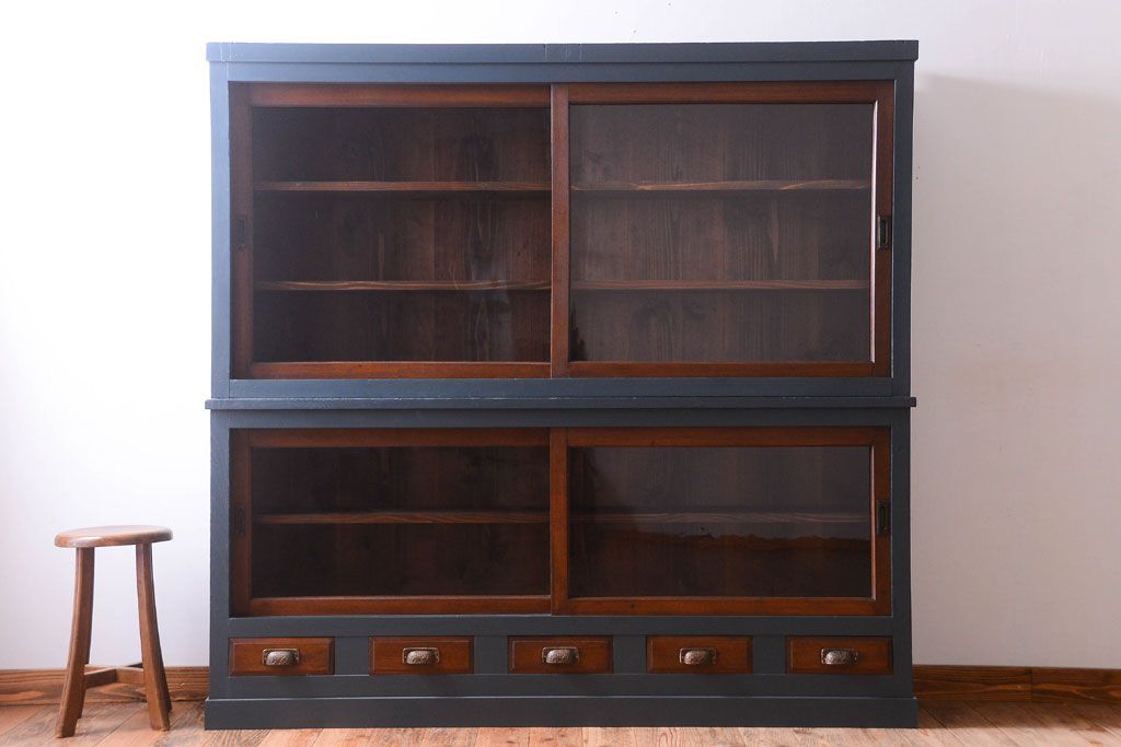 アンティーク家具　引き出し5杯付き!二段重ねの大きなペイント収納棚